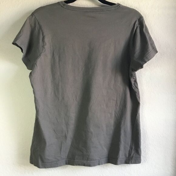 Green grey tee Army theme 12th Armoured Division memorial museum WWII L - Picture 4 of 4